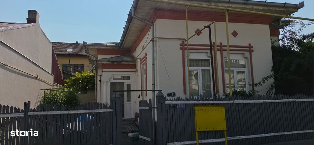 Casa Zona Centrala Langa Colegiul Mihai Eminescu Bacau