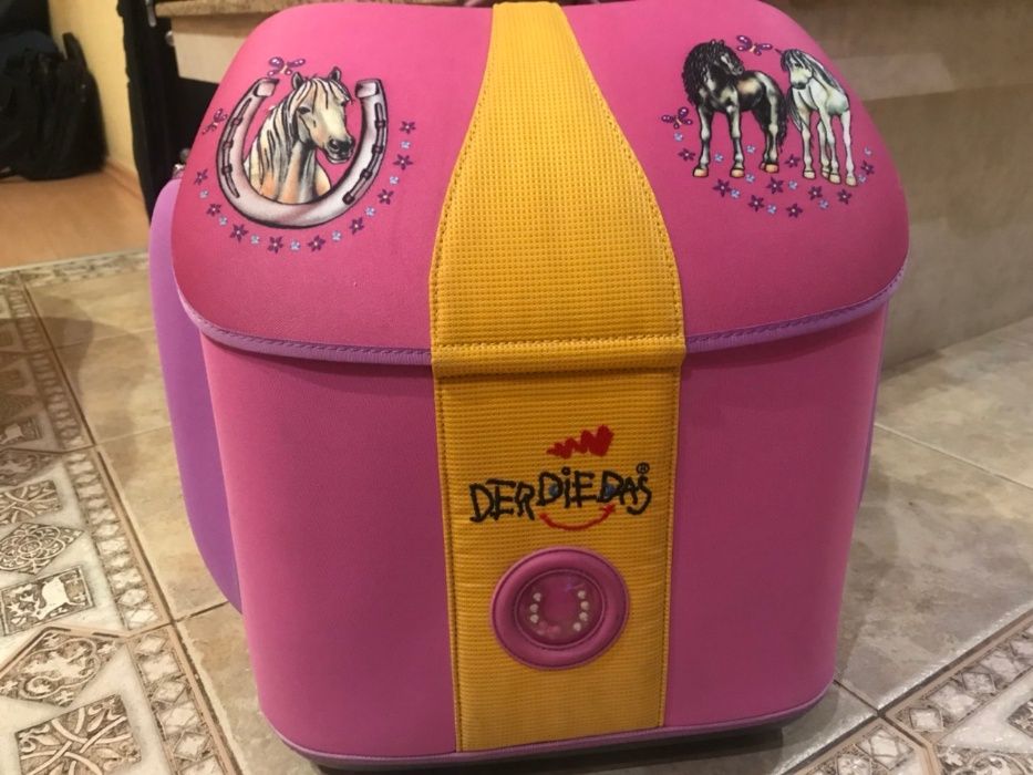 Немска раница за училище - DER , DIE, DAS