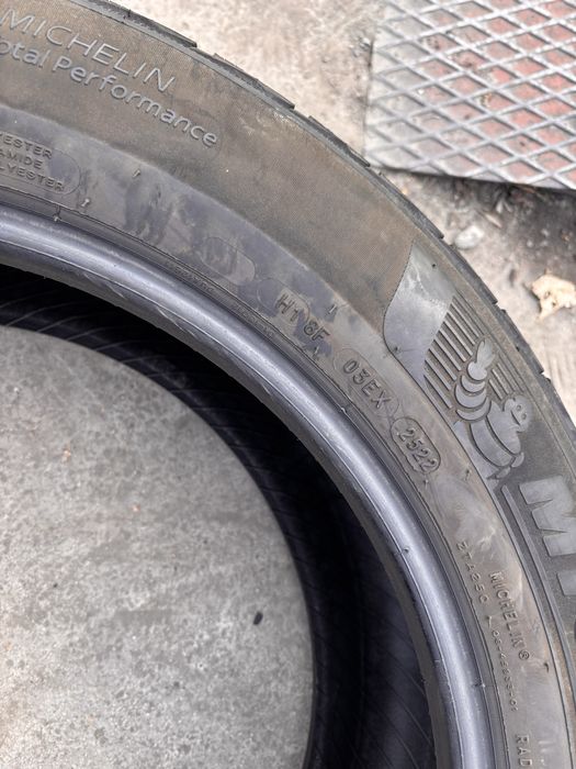 235/55/19 Michelin 4бр