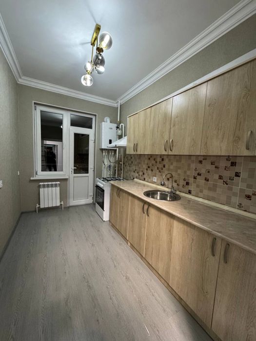 Продается новостройка 2/4/7 юнусабад 18 с ремонтом