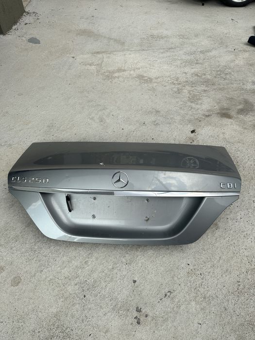 Заден капак Mercedes CLS W218 седан багажник мерцедес цлс в218 kapak