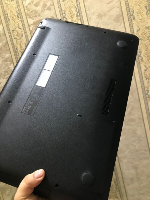 Noutbook Asus ko’p ishlatilmagan