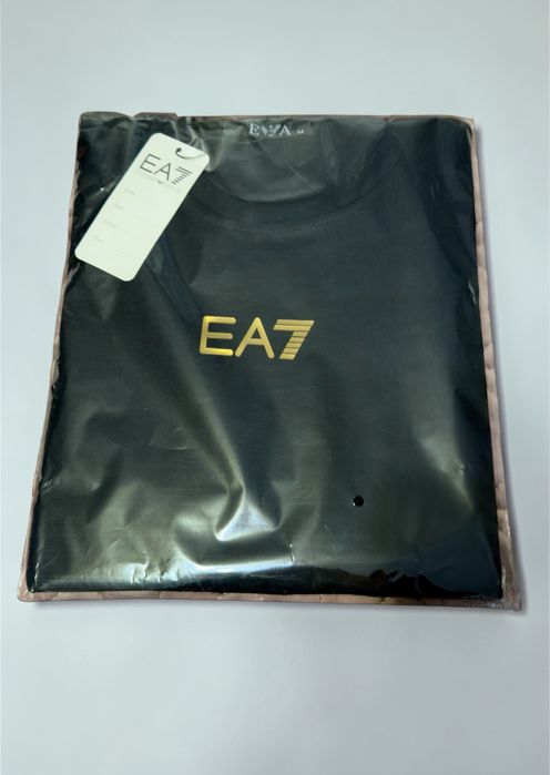 Tricou EA7 Emporio Armani negru logo auriu, XXL