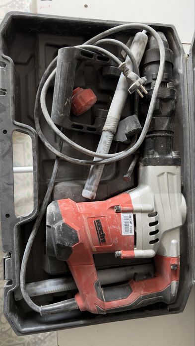 Къртач Hecht 1090