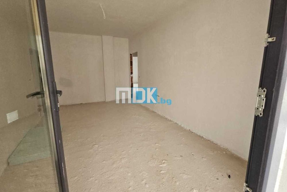 Двуетажна къща с 3 спални