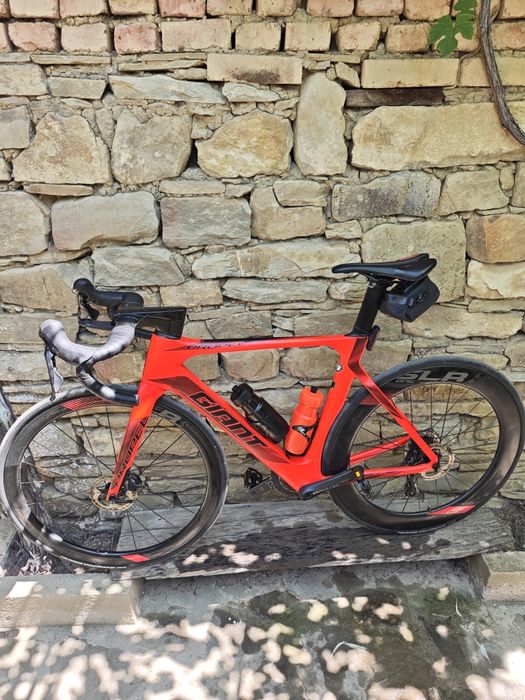 Шосеен велосипед Giant Propel 2018