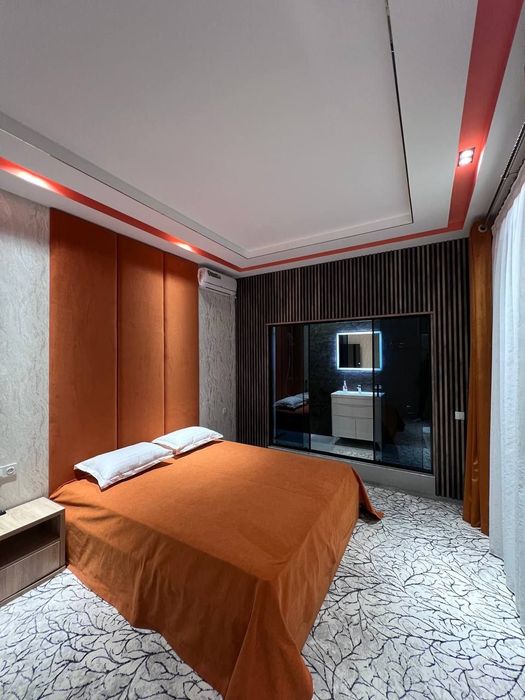 15 кишилик Абу Даби Чорбогда жойлашган