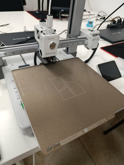 3d принтер Bambulab A1 новый