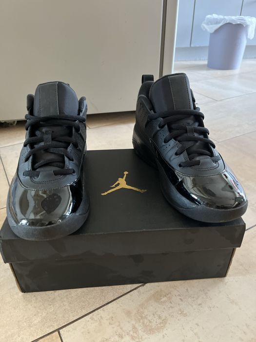 Кроссовки Jordan Max Aura 7
