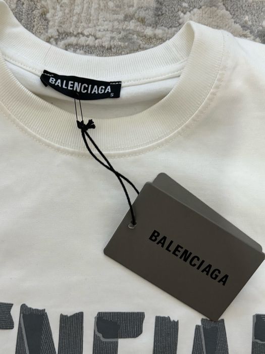 Tricou balenciaga calitate premium