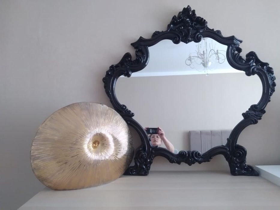 Продам зеркало в хорошем состоянии