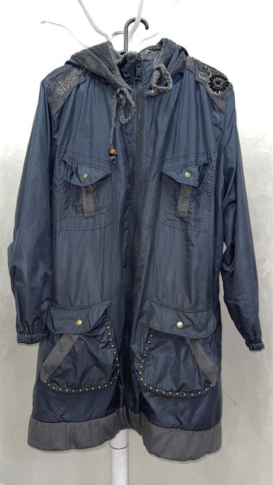 Женская весенняя куртка