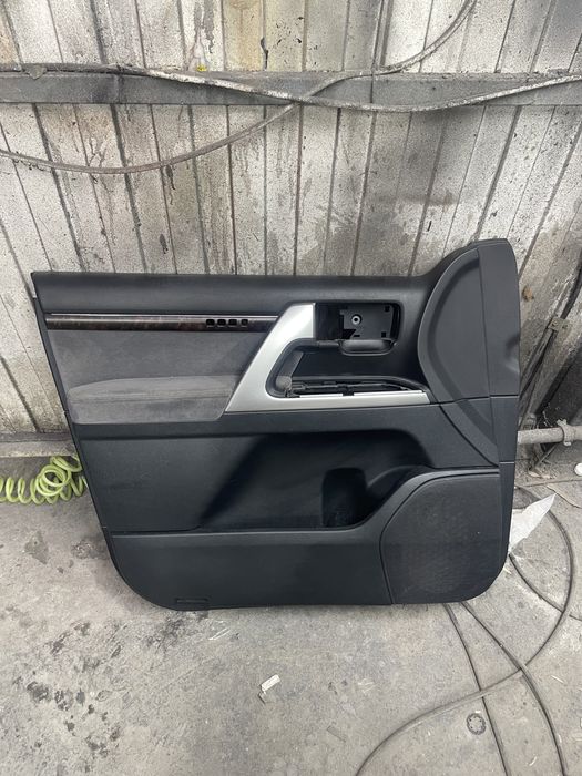 Обшивка от LC200