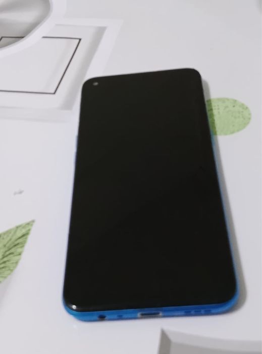 OPPO телефон бу в хорошом состоянии