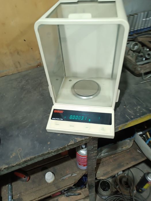 Весы лабораторные OHAUS AP250D