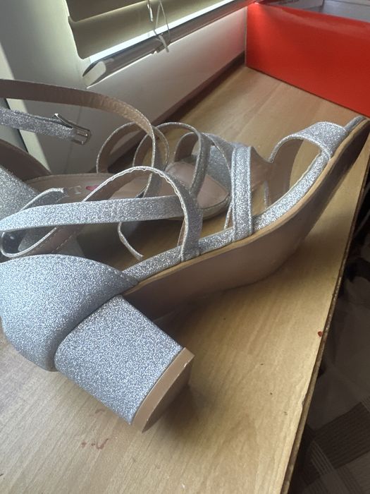 Детски обувки с токче