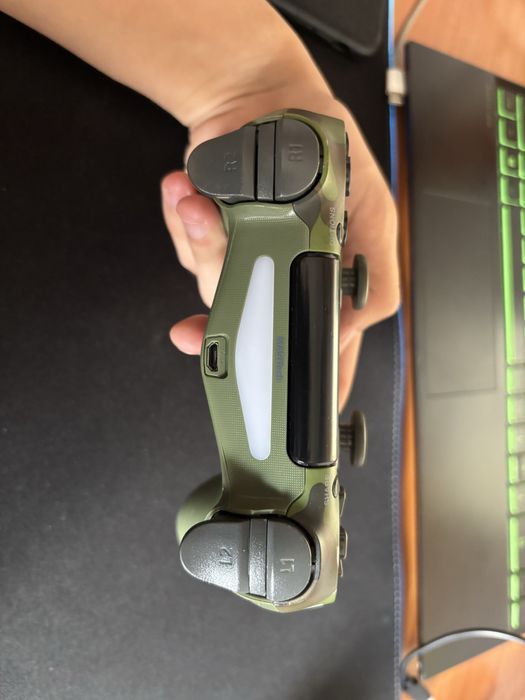 Джостик для PS4