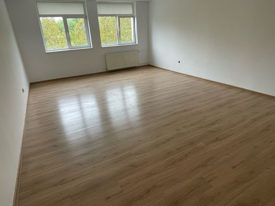 Birouri de Inchiriat