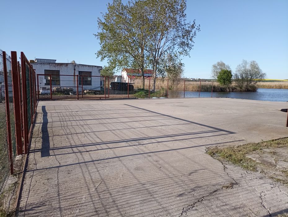 Teren 1405 mp + Magazie 338 mp/ Port Turistic Jurilovca