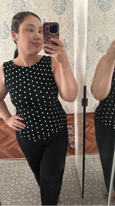 продается лонгслив и костюм