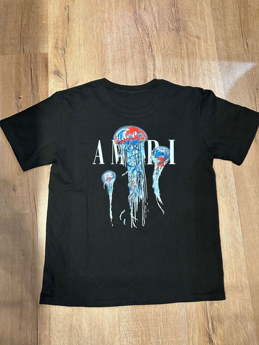 Тениски с къс ръкав