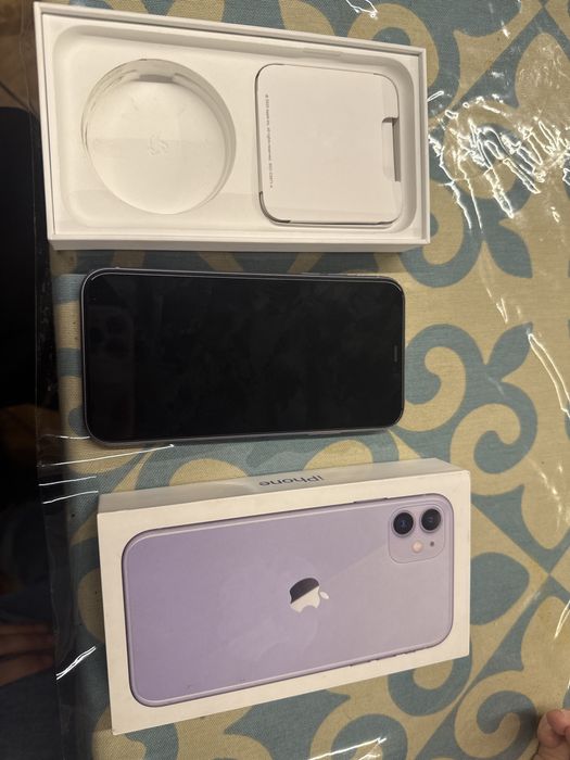 IPhone 11, с гарантией