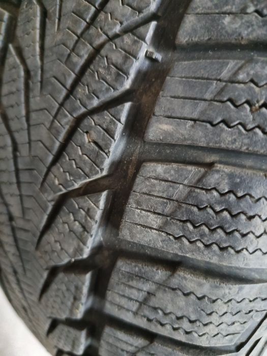 Зимни гуми 17цола цена за 4 броя 100 евро