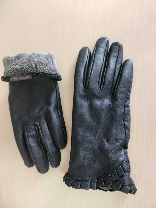 Продам перчатки кожанные