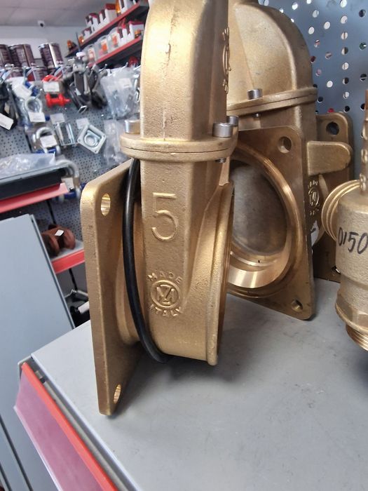 Vana robinet vidanja 2.3.4.5.6 toli import Italia