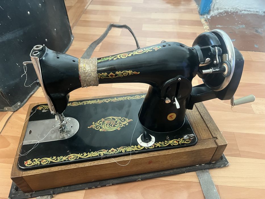 Продам ручная швейная машинка