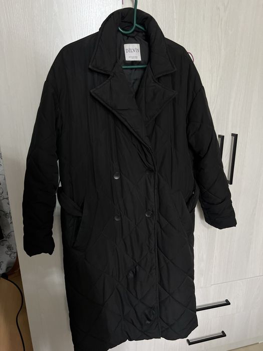 Продам плащ с ремнем.