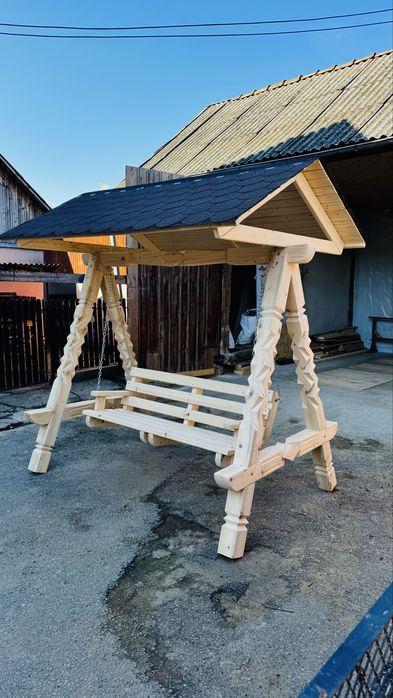 Balansoar rustic,sculptat din lemn masiv