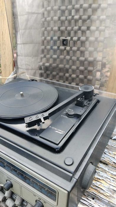 Продам ⁷Патефон рабочий