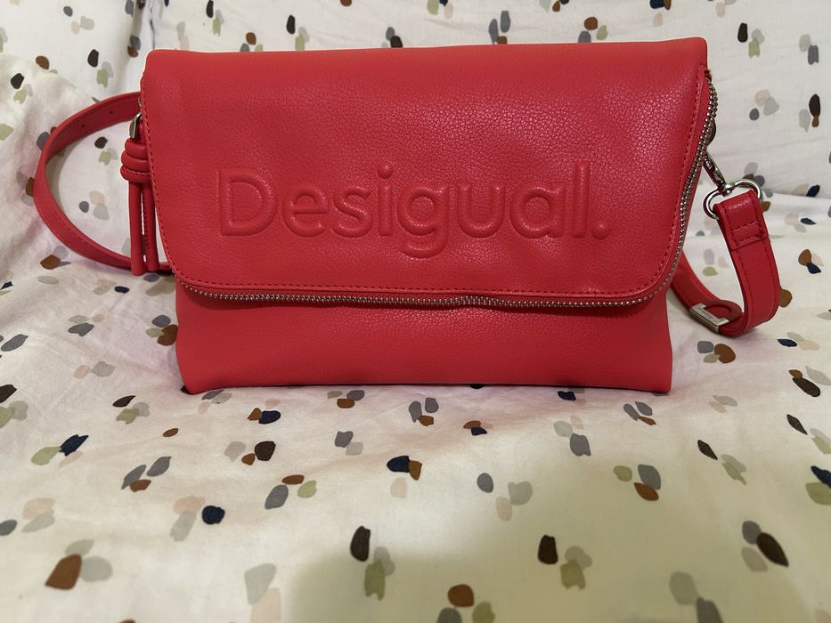 Чанта на Desigual