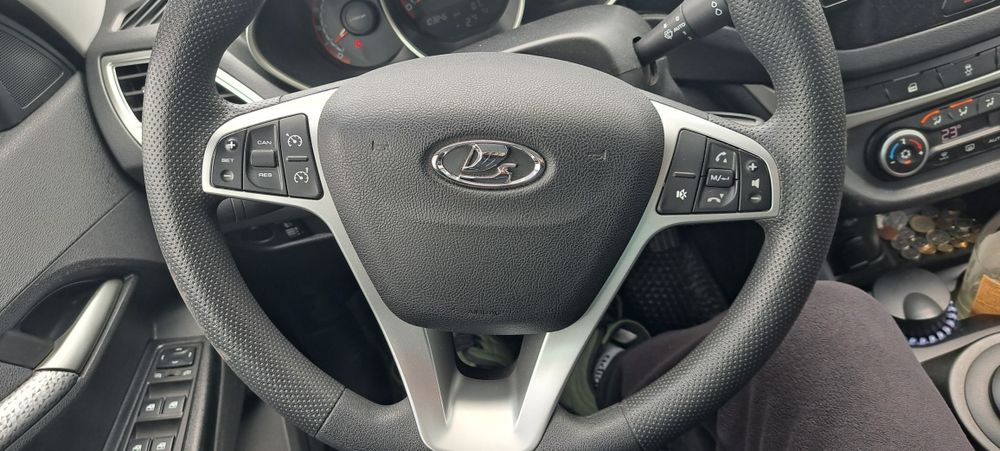 Продаётся веста св кросс