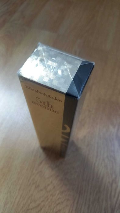 Apa de parfum Elizabeth Arden 5th Avenue Uptown, 75 ml, pentru femei NOU sigilat