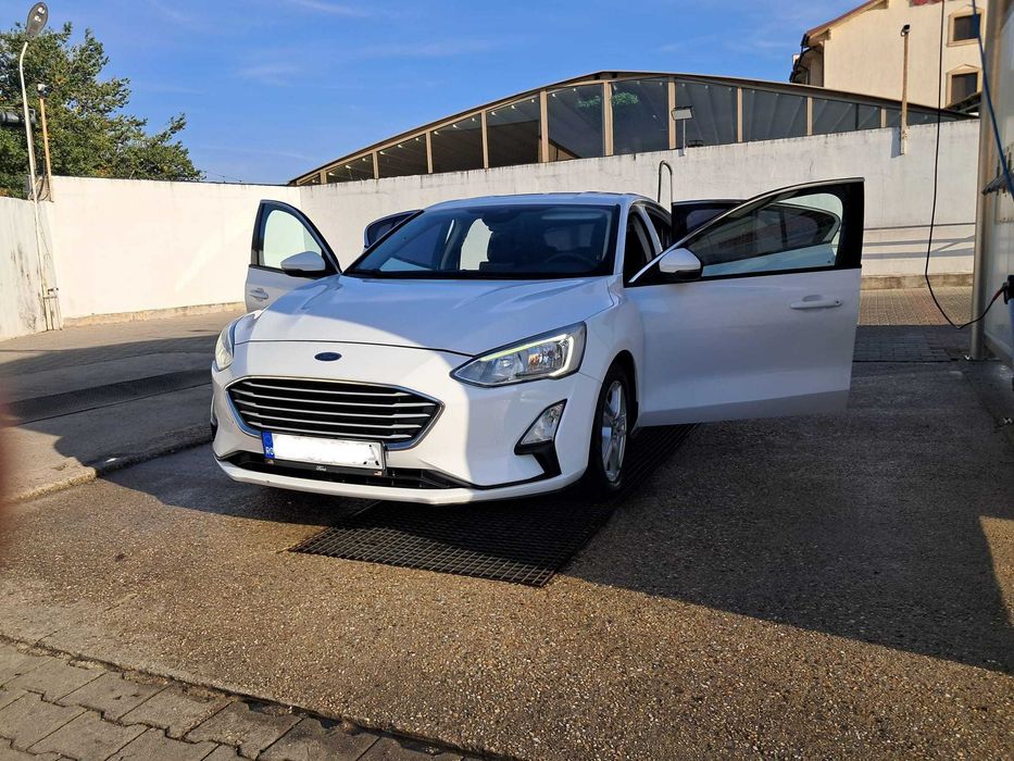FORD Focus 2020 — imagine 4