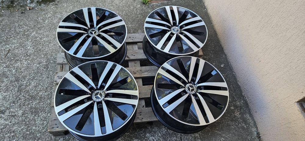 5/112/18 mercedes w222 2020г. Оригинални джанти безупречни