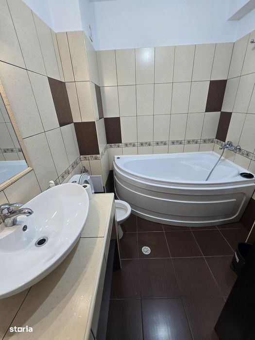 De închiriat Apartament 1 cameră Bucătărie separată Calea Baciului
