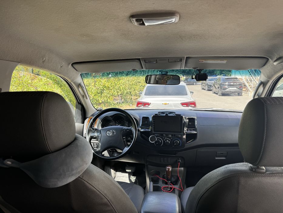 Toyota Hilux 2.7 AT (АКПП), Part-Time 4WD, 2014, полный обвес