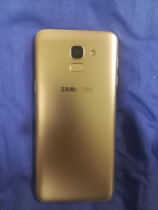 Samsung J6 gold 32gb