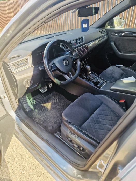 Skoda Superb 2,0 DSG  Automata 4*4  Panoramic