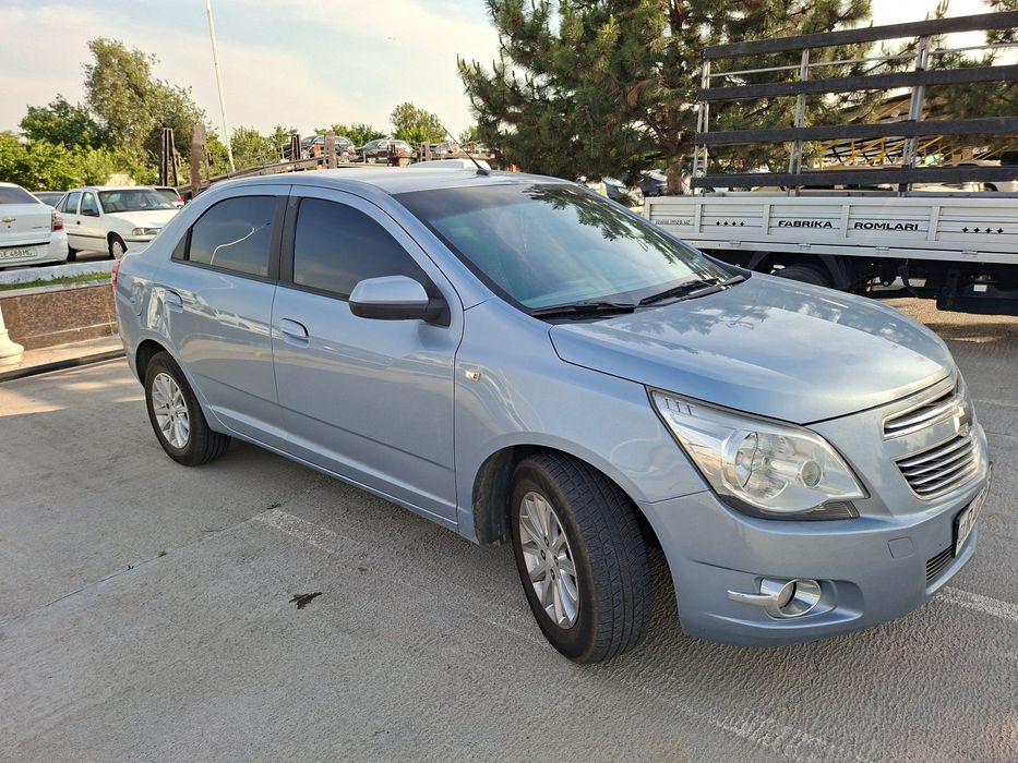 Chevrolet Cobalt 2013 — 2