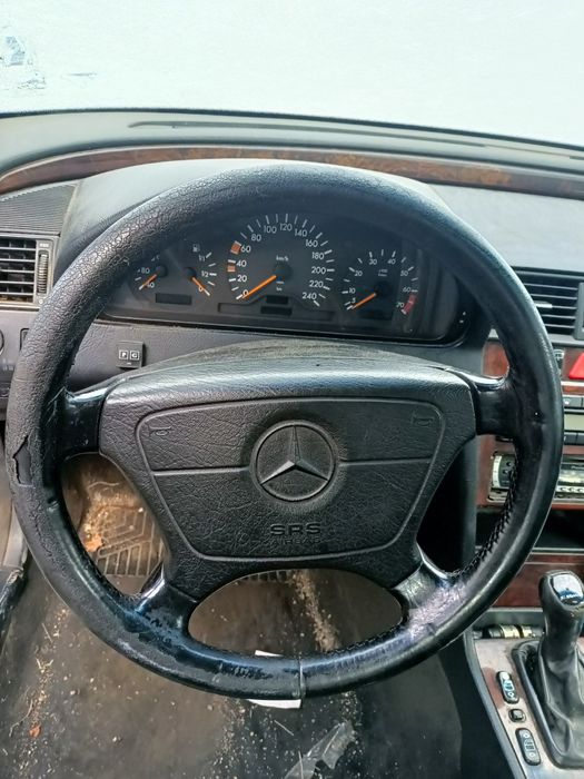 На части Мерцедес W202 2.0 136К.С.