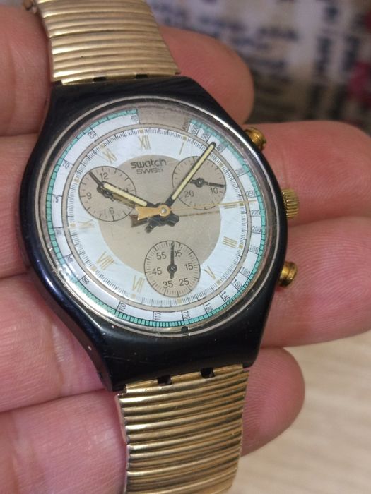 Часовник "Swatch"