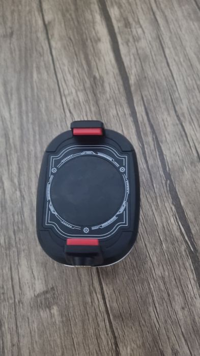 Куллер работает отлично есть 3 режима