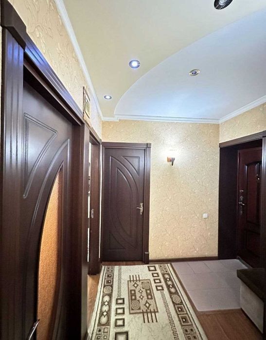 Продам 4 комнатную квартиру Геофизика №М256