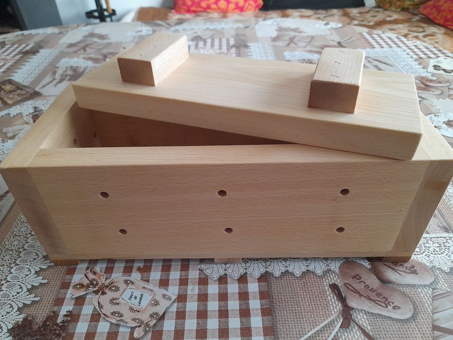 Преса Калъп за сирене , кашкавал и тофу