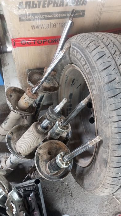 Стойки амортизаторы