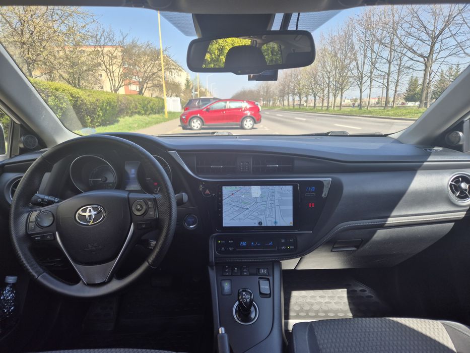 Toyota Auris Hybrid 2017 Automat | GPL | Baterie schimbată | 650 km / plin